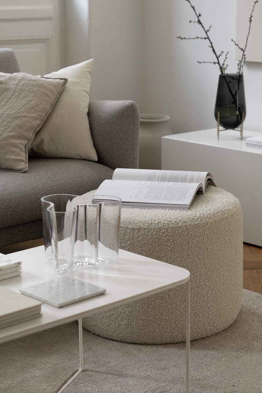 oikosterzis-boucle-fabric-lounge-furniture-beige-interior-design-aesthetic-neutral-home-cream-style-scandinavian-interiors-neutral-tones-rstella-terzi-oikos-blog-chania-furniture-y05v9.jpg