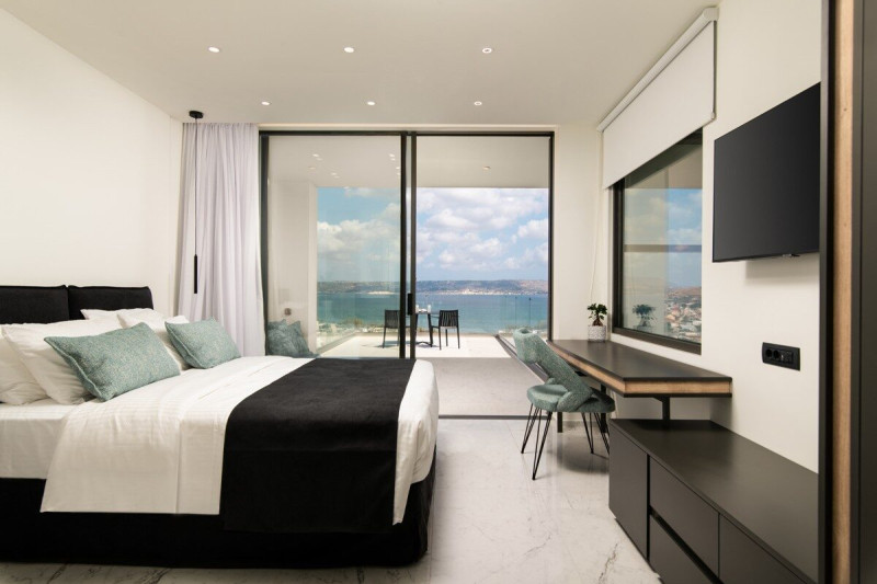 THE PARADISE HILL VILLA
