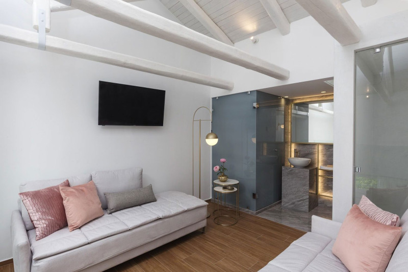 MIRABILE LUXURY SUITES