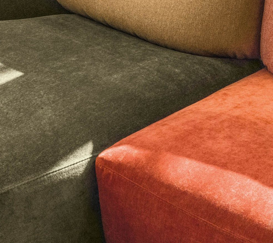 THE ELISEO SOFA