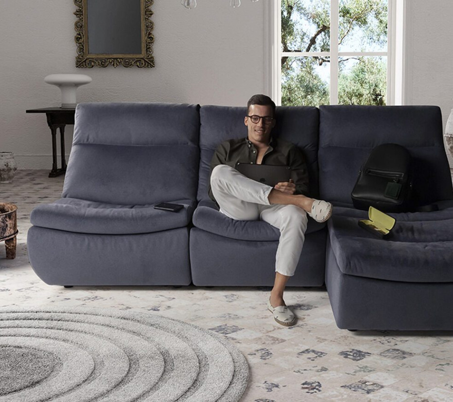 THE GIO SOFA