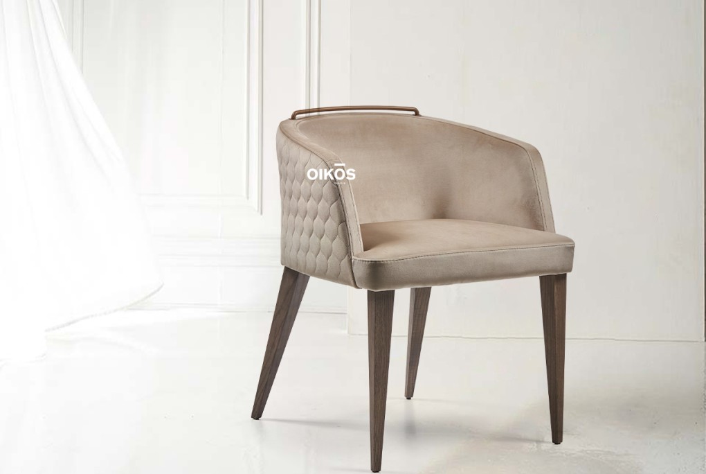 THE NEIGE DINING CHAIR