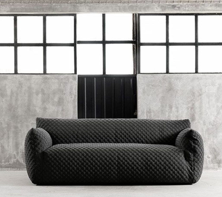 THE FIONA SOFA