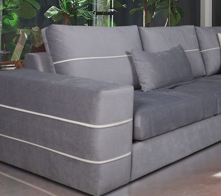 THE CHARLOTTE SOFA