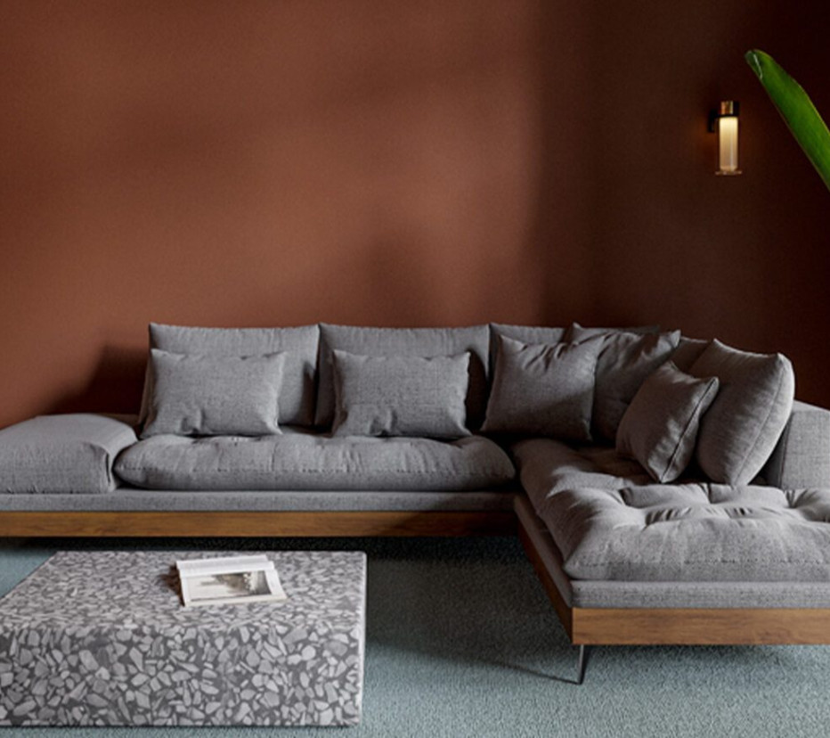 THE LOCKWOOD SOFA