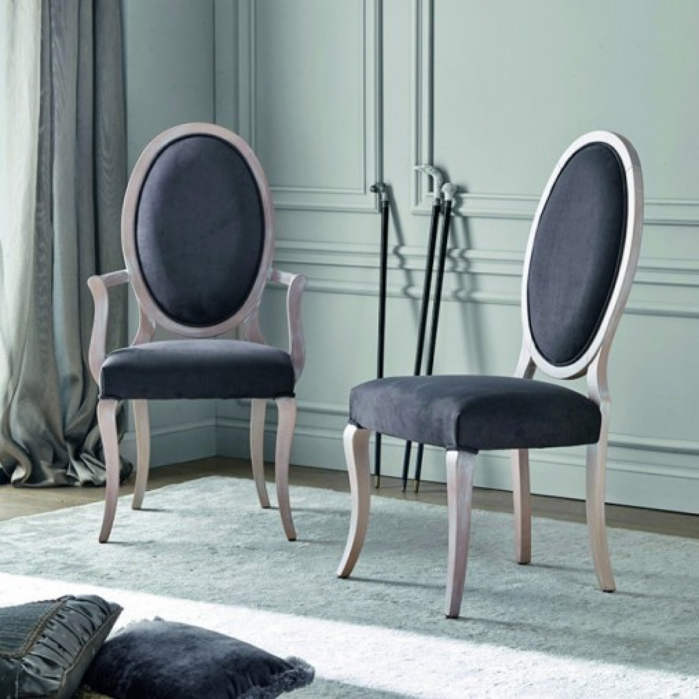 THE ELIZABETH CLASSIC DINNING CHAIR