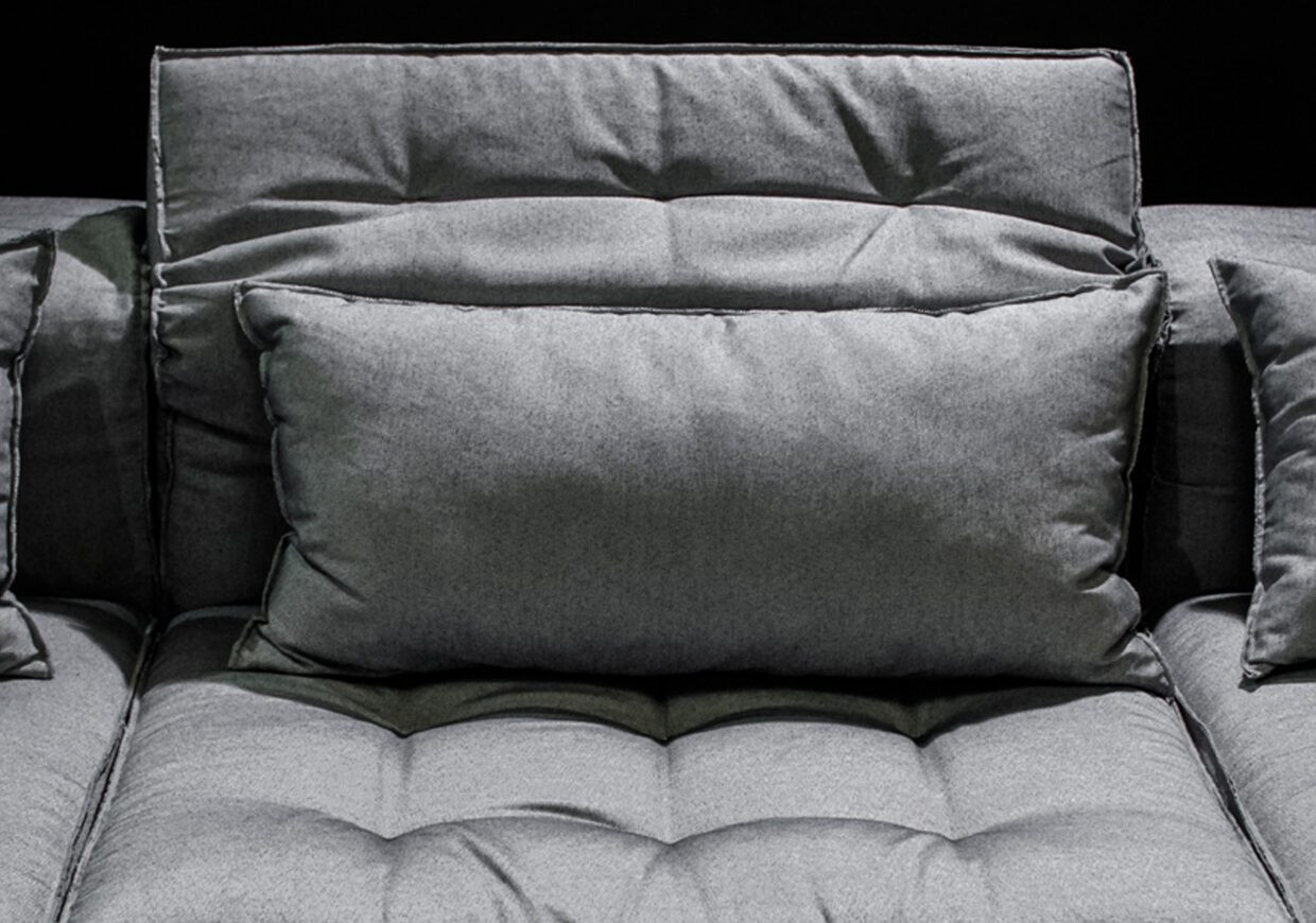 THE WAVES SOFA