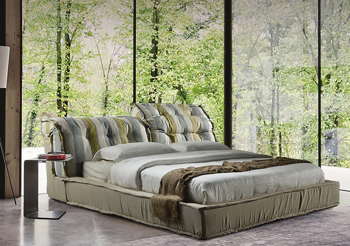 THE CLAIRE BED