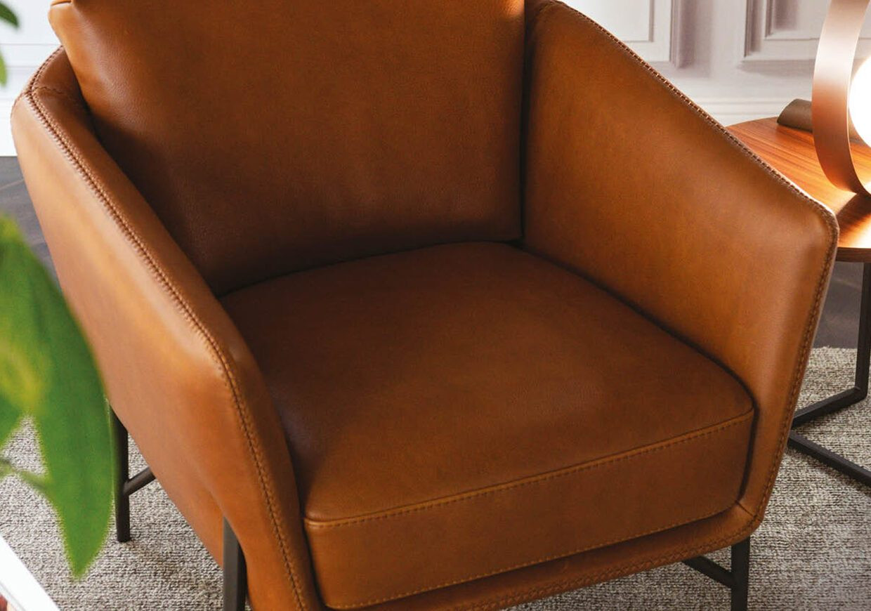 ΤΗΕ VENERE ARMCHAIR