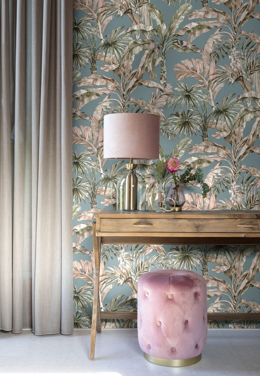 THE FLORENTINE WALLPAPER