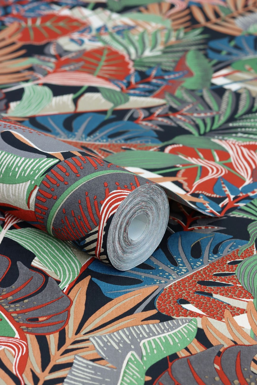 THE TROPICAL WALLPAPER
