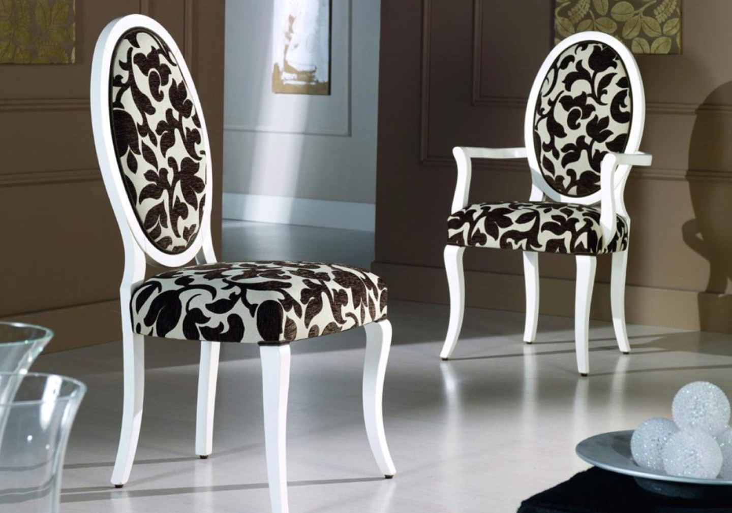 THE ANCONA CLASSIC DINING CHAIR