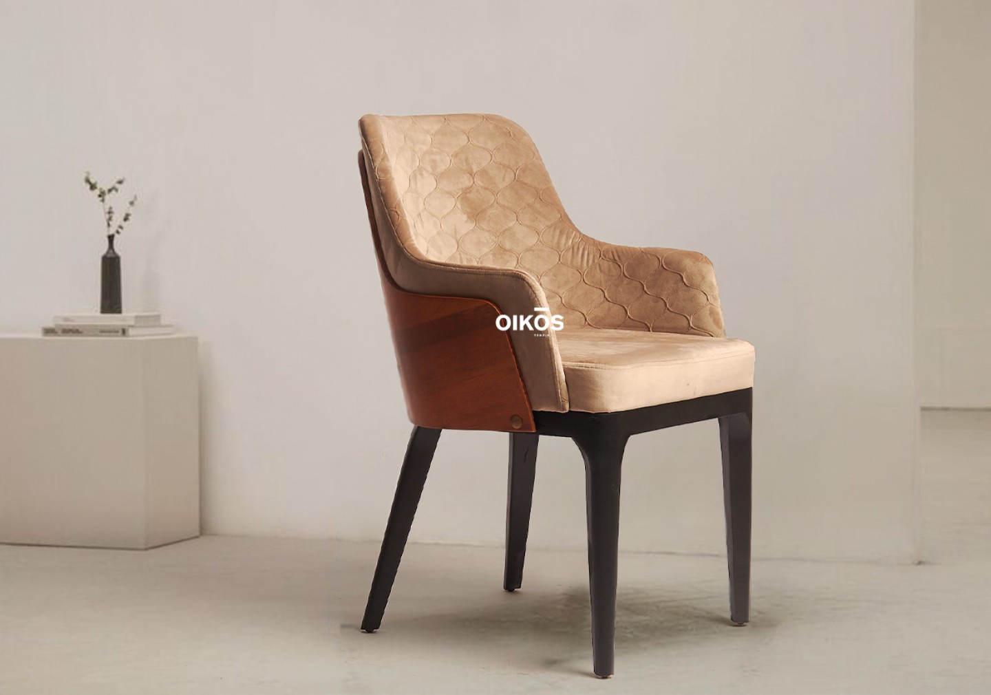 THE ANDREW DINING CHAIR