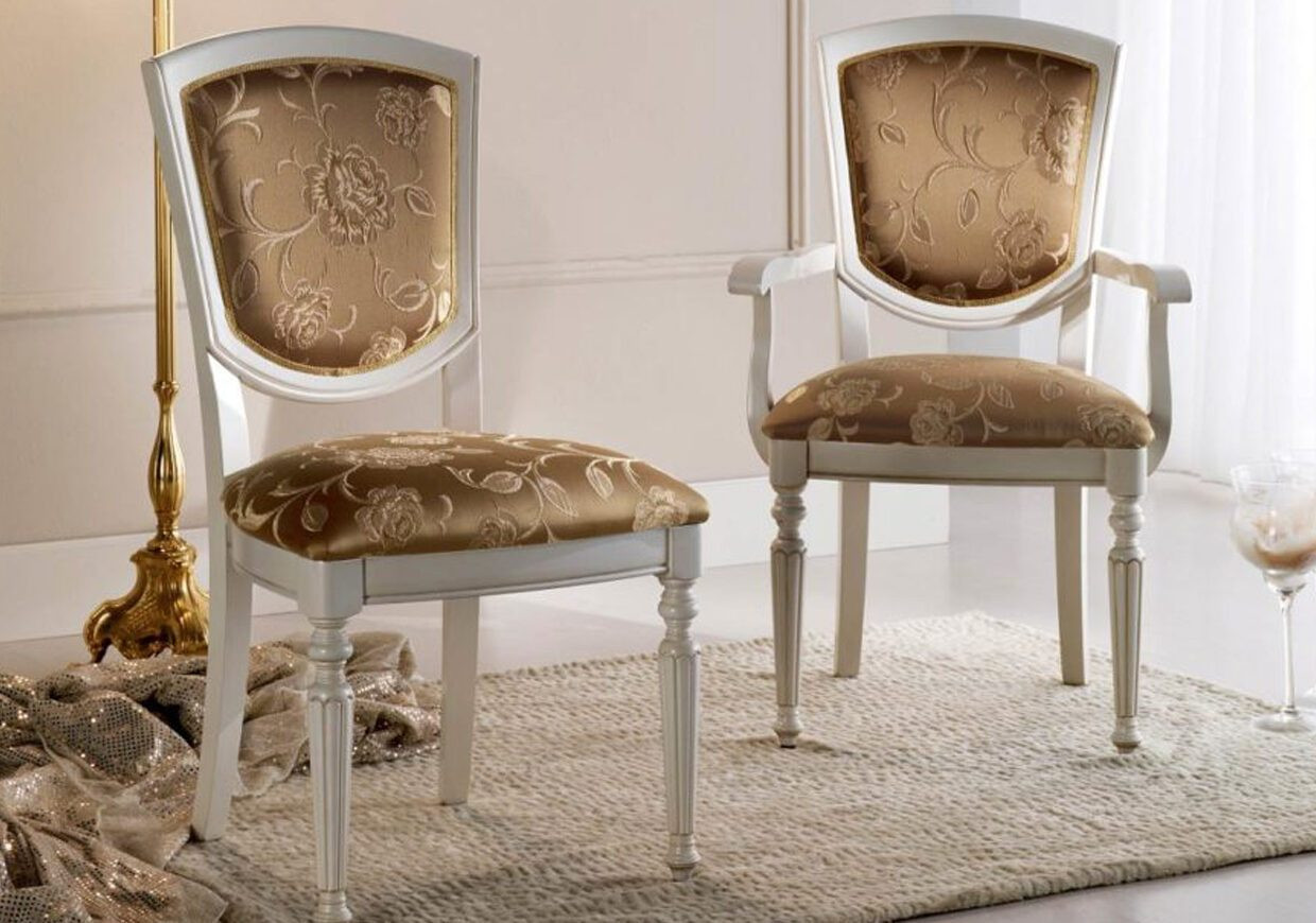 THE CARPI CLASSIC DINING CHAIR