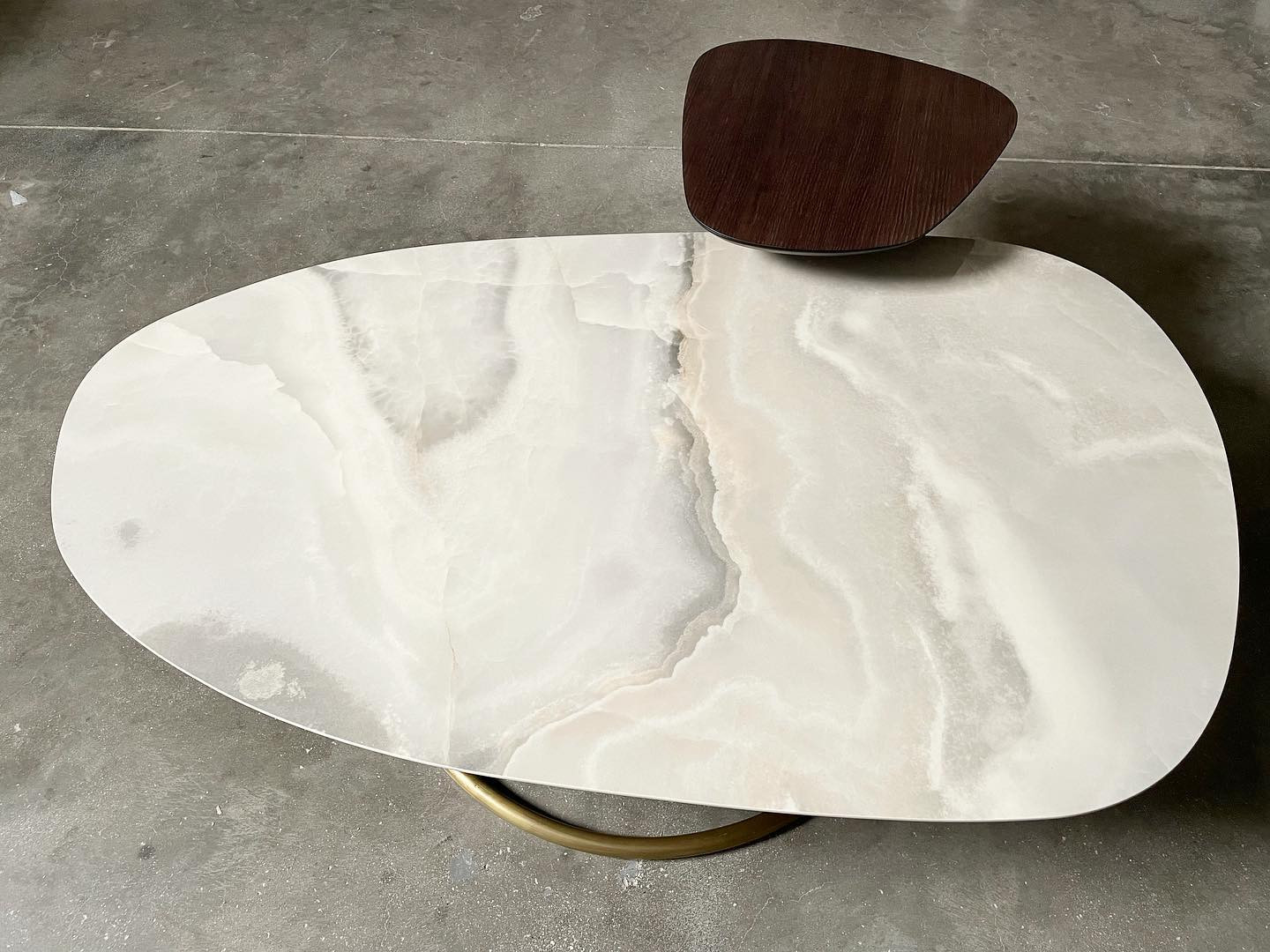 THE RORY COFFEE TABLE