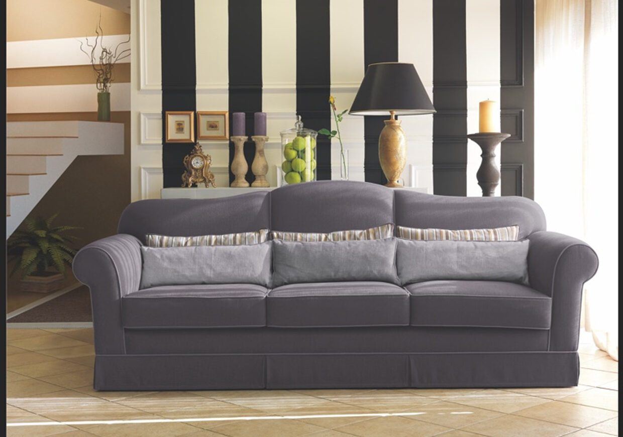 THE EVITA CLASSIC SOFA