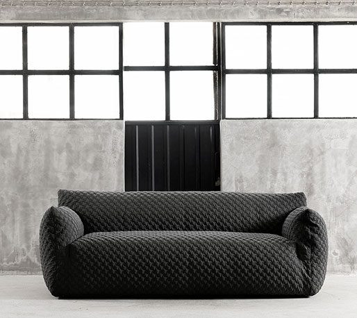THE FIONA SOFA