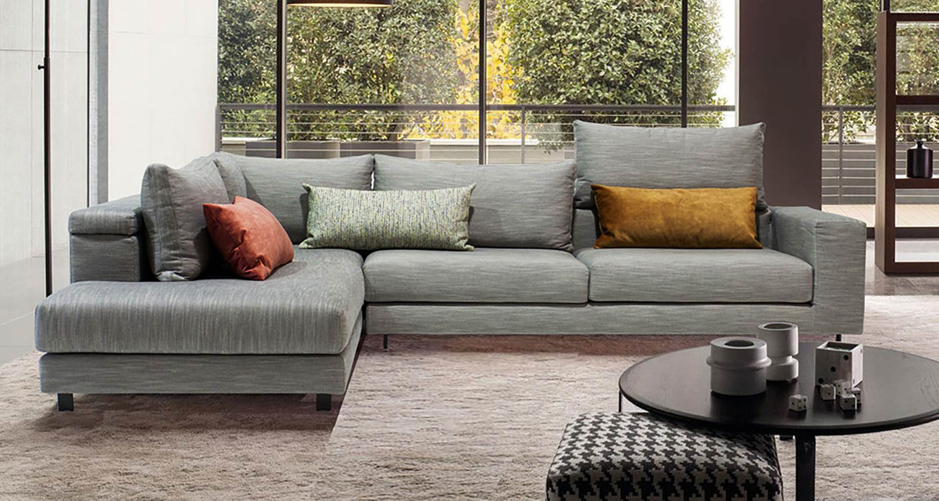 THE HOLLY SOFA