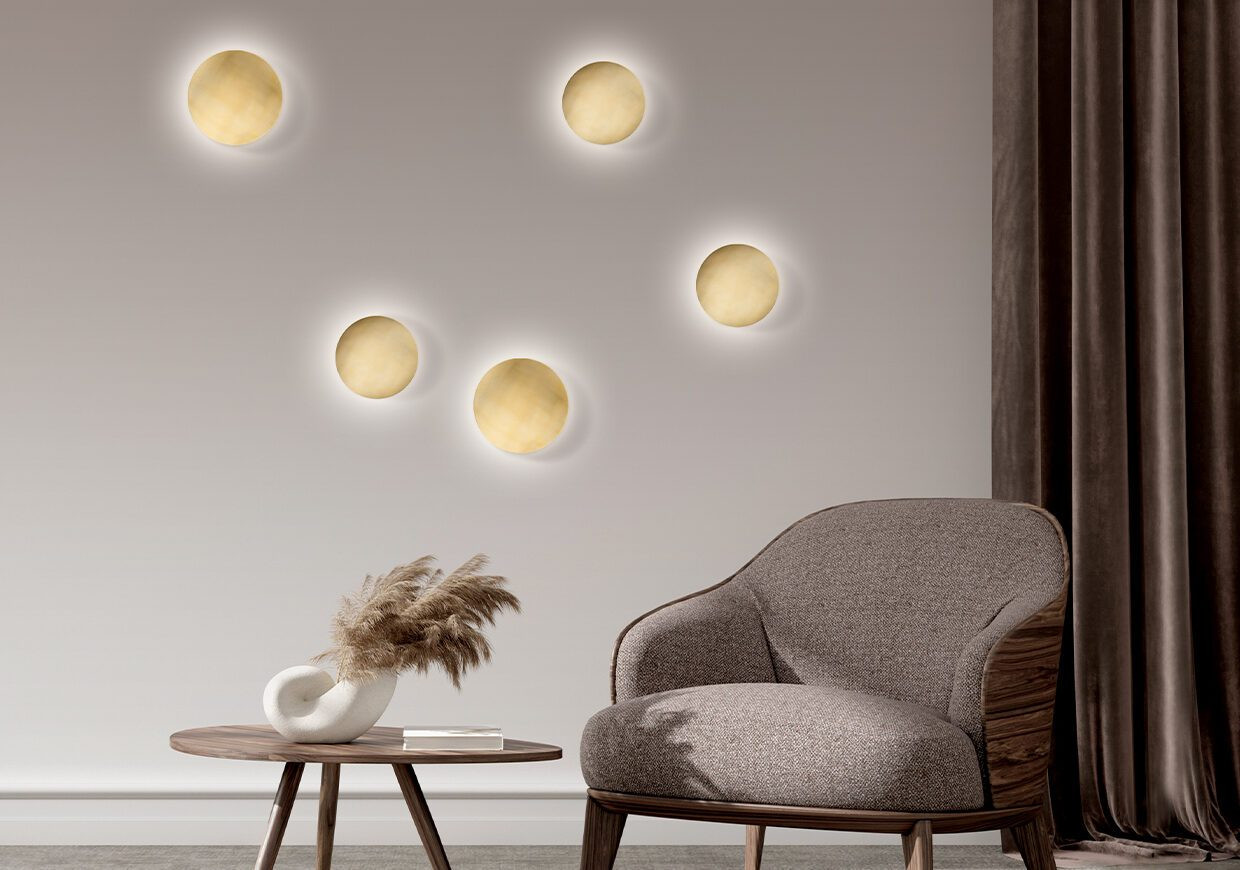 THE KILLIAN WALL LIGHT