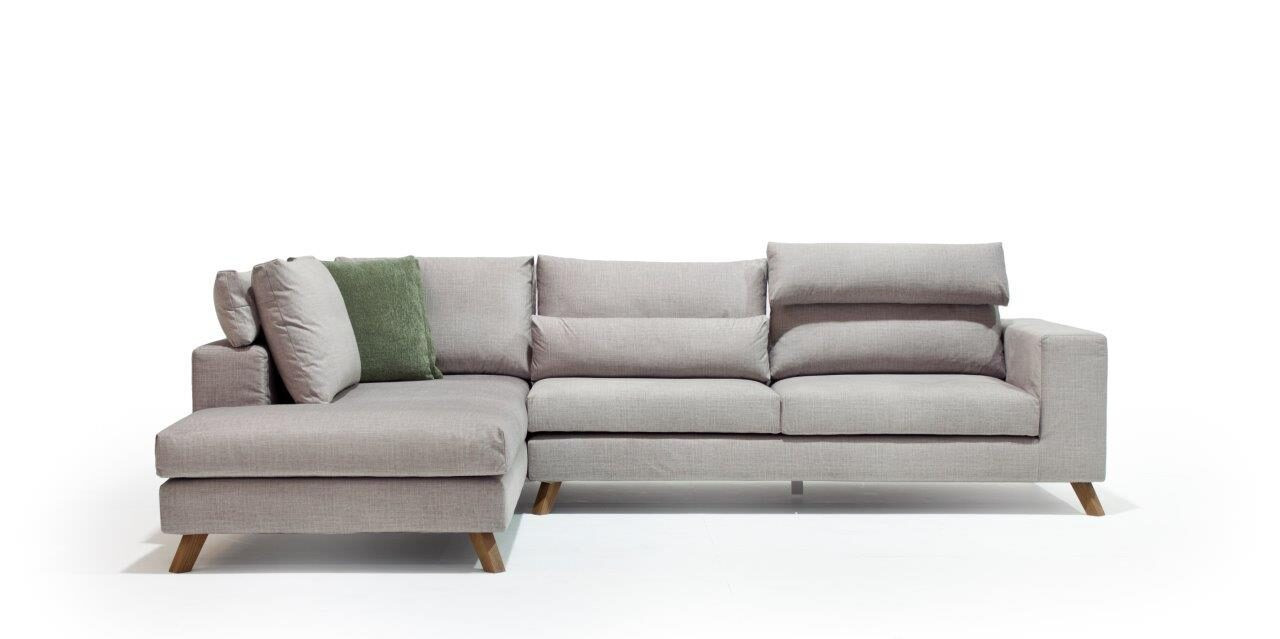 THE LIONEL SOFA