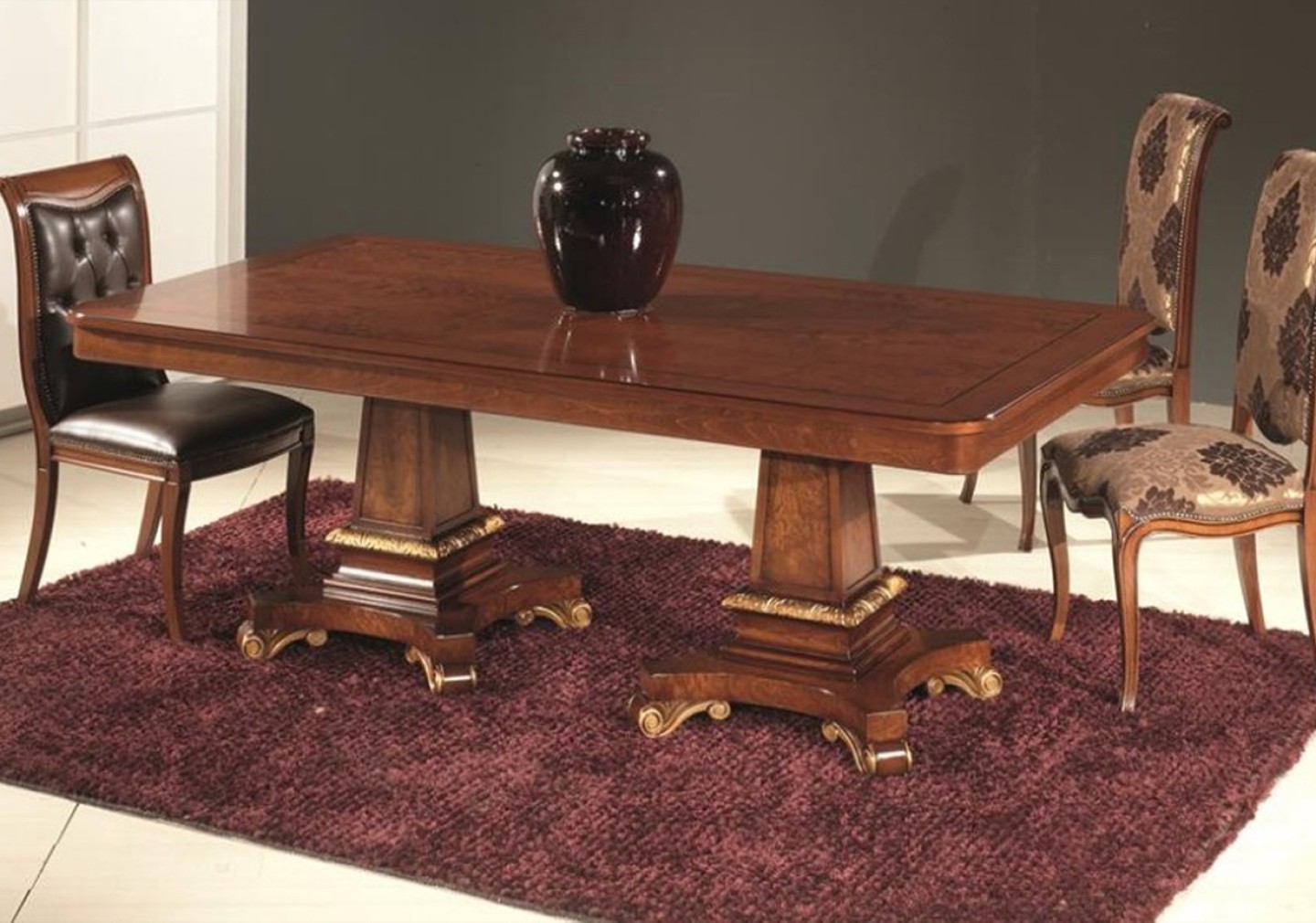 THE MODITO CLASSIC DINING TABLE
