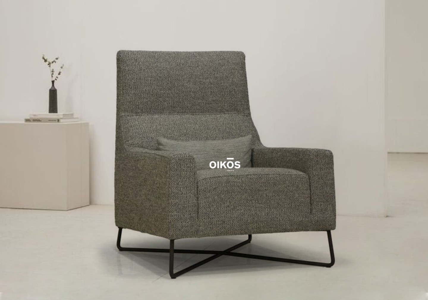 THE NELLY ARMCHAIR