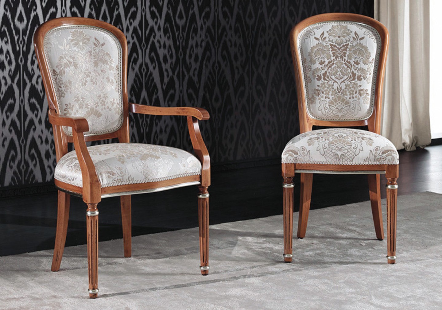 THE SAVONA CLASSIC DINING CHAIR