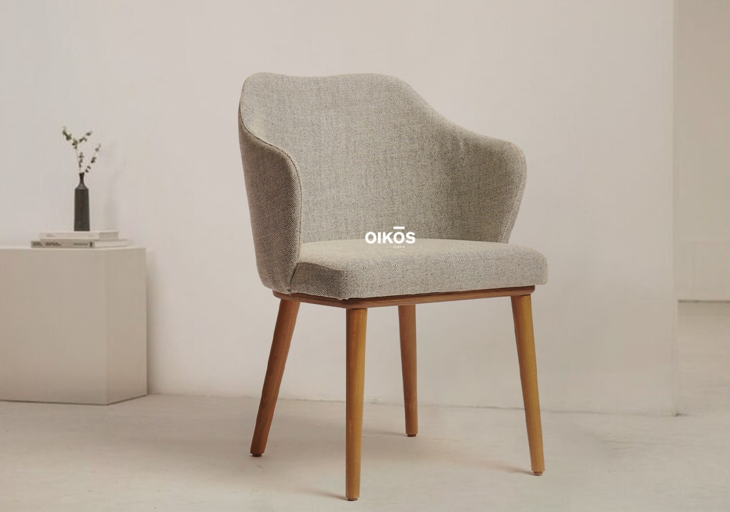 THE ZOE DINING CHAIR