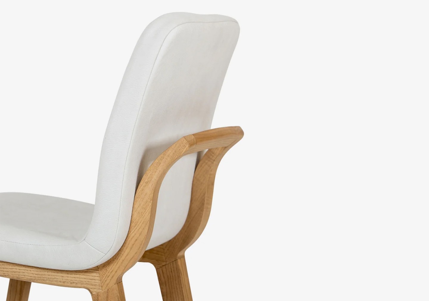 THE BRACE DINING CHAIR