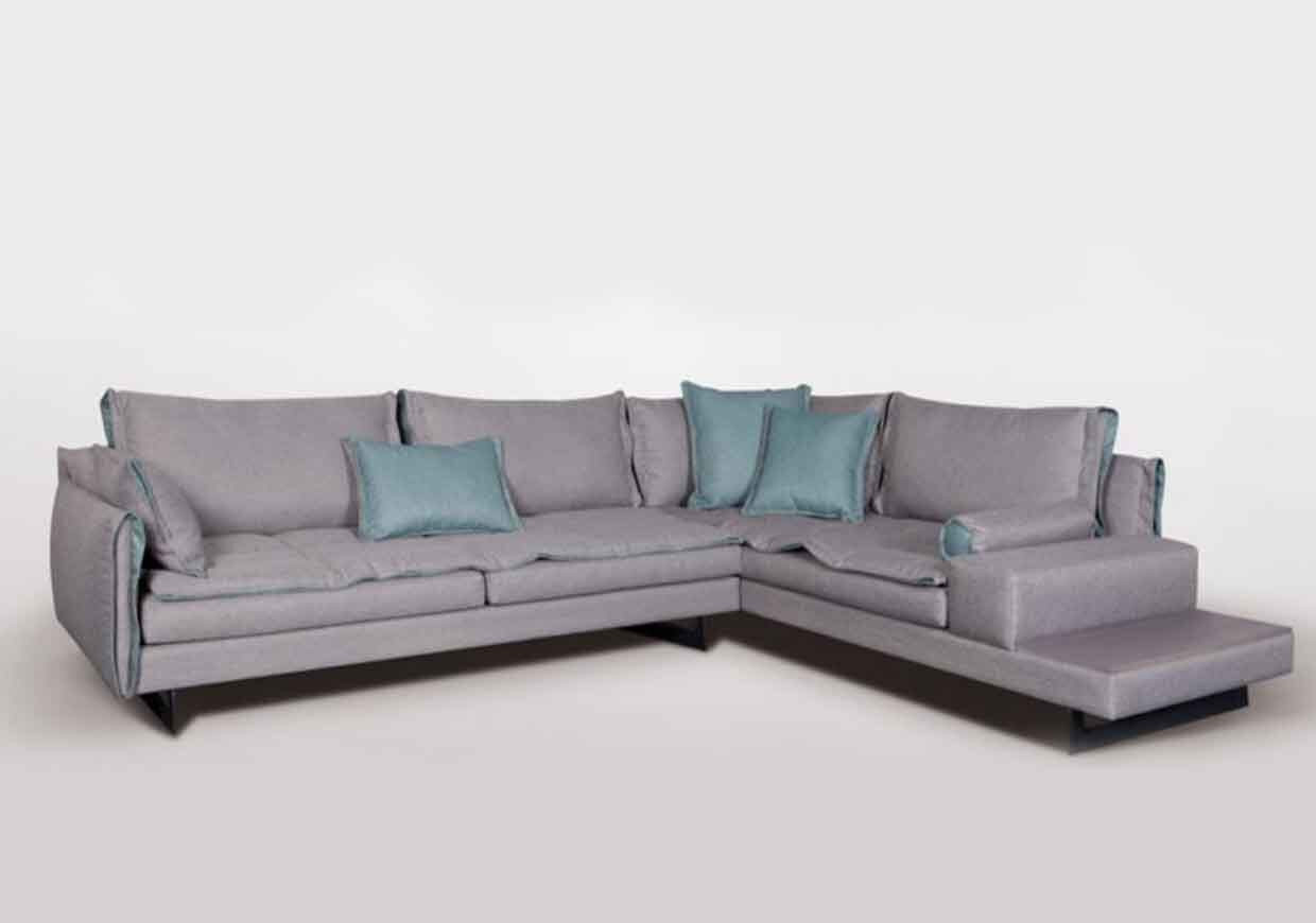 THE LARIA SOFA