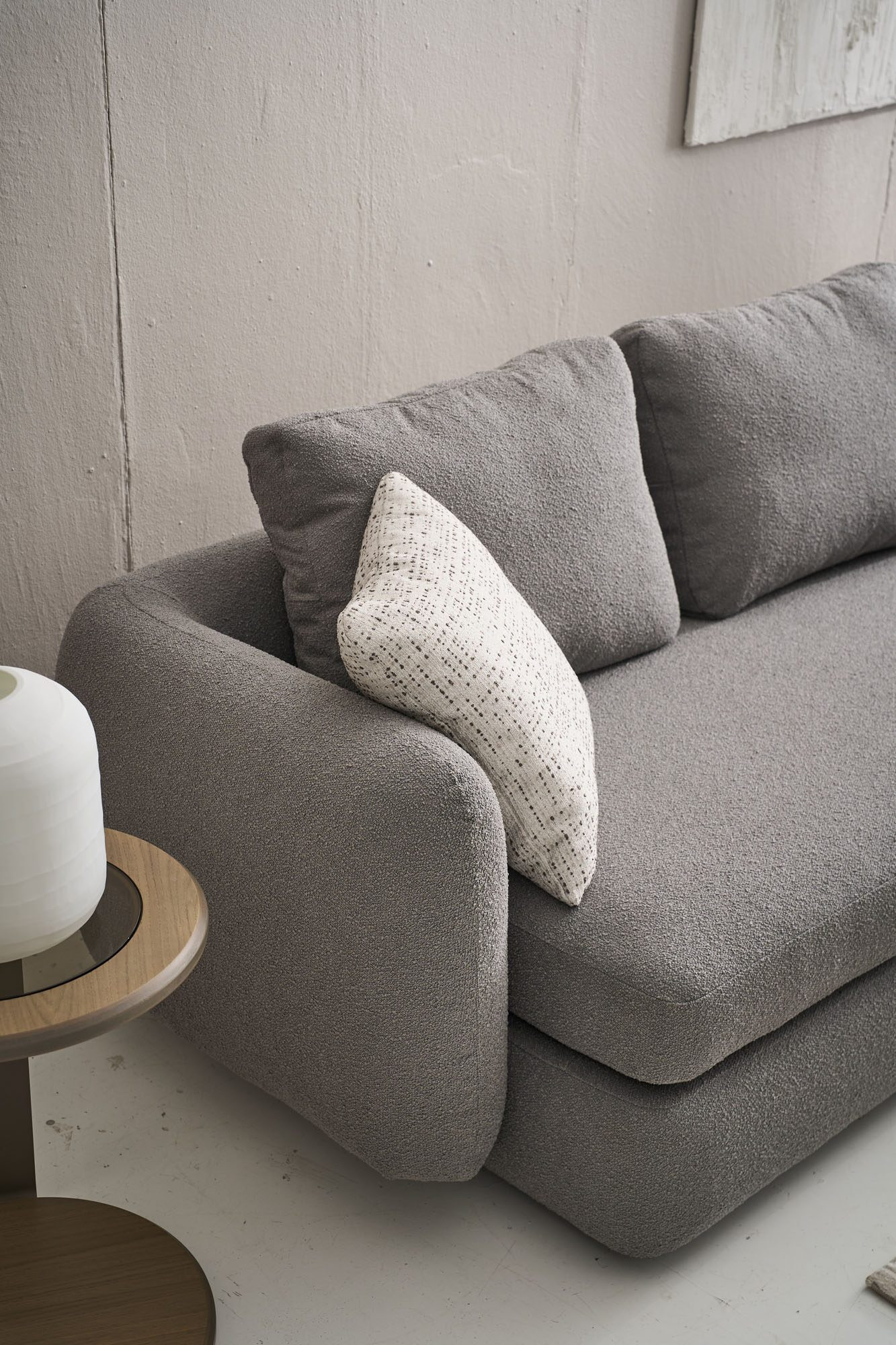 THE ERIS CORNER SOFA