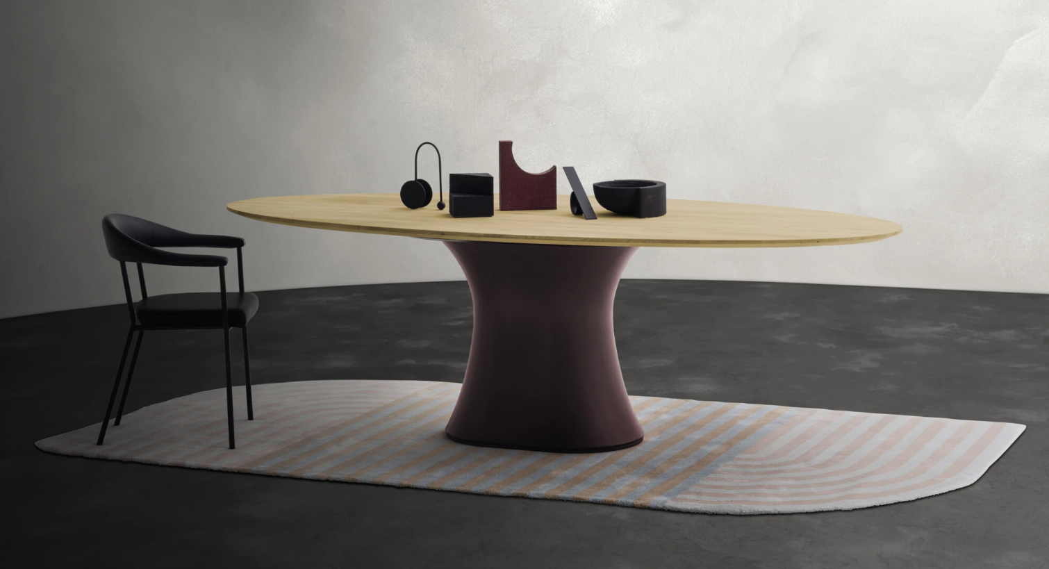 THE TOP DAYTONA MONOLITH DINNER TABLE by Devina Nais